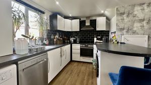 Photo 8- click for photo gallery